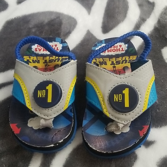 Thomas the train flip flops - Picture 1 of 3